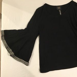 W5 black flare sleeves blouse size L